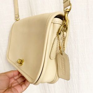 👜 Vintage Coach Dinky Crossbody Shoulder Bag